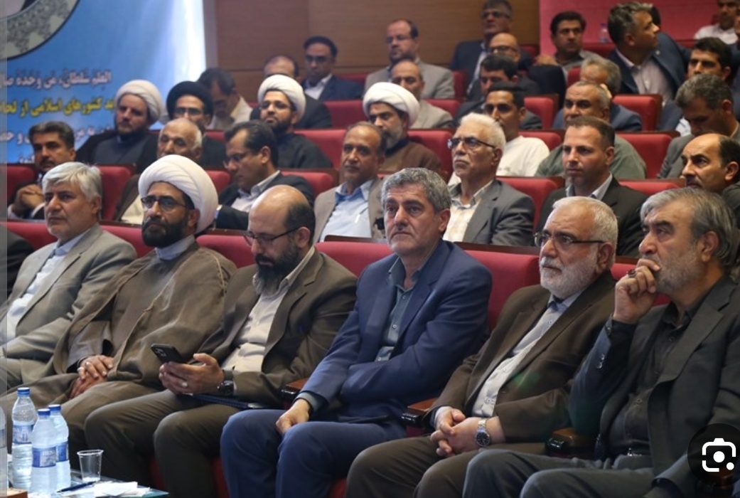 با حضور رئیس کمیته امداد انجام شد؛ برگزاری جشن خودکفایی ۷۱۰۰ مددجوی کمیته امداد استان فارس
