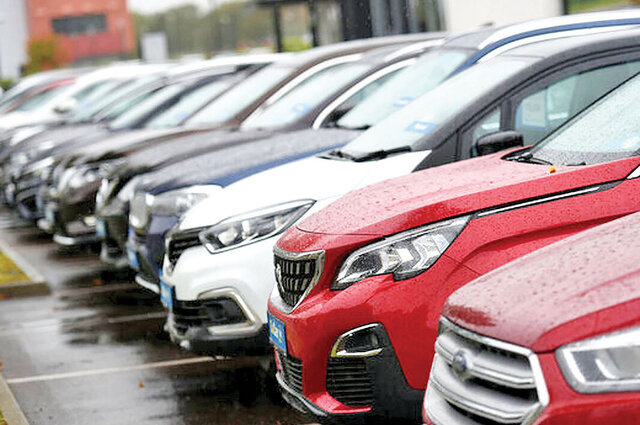 ریزش شدید قیمت خودرو در بازار طی دو هفته