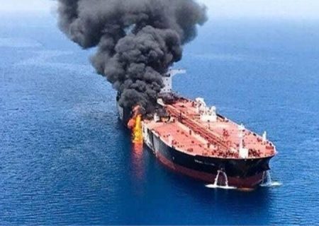 آتش سوزی کشتی خارجی در عسلویه تحت کنترل است