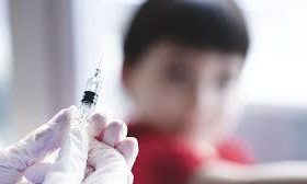 رفع کمبود واکسن سه گانه کودکان در فارس