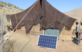 توزیع پنل های خورشیدی بین عشایر