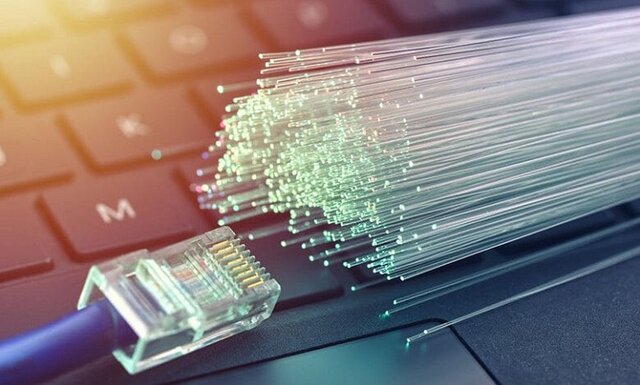 اجرای پروژه اینترنت پرسرعت فیبرنوری در ۷ شهر فارس