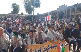 اجتماع بزرگ دانش آموزان شیرازی در حرم شاهچراغ