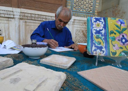 فارس با ۳۸۹ اثر صنایع دستی رتبه اول کشور را در مهر اصالت داراست