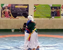 شیراز قهرمان رقابت های کشتی آلیش بانوان