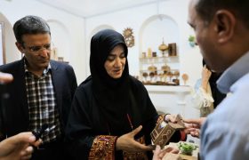 جعبه خاتم  ۱۹۰ ساله شیراز به موزه پارس اهدا شد