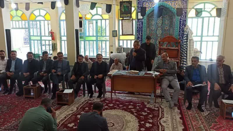 مدیرعامل آبفا فارس در بازدیدی میدانی، وضعیت آبرسانی به روستاهای شهرستان زرقان را بررسی کرد