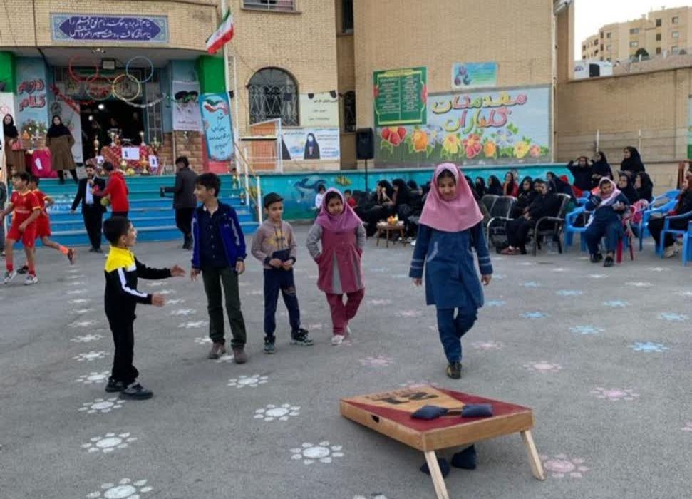 آغاز المپیاد ورزشی دانش‌آموزان استثنایی با معرفی ورزش جذاب کورن‌هول در شیراز