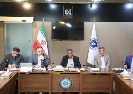 شرفی: ضعف اتصال به شبکه ملی ریلی، مانع توسعه استان شده است