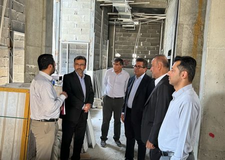 بازدید فرماندار از بزرگ‌ترین مرکز جامع سلامت استان فارس