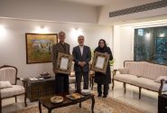وزیر علوم به دیدار «مادر شیمی ایران» رفت