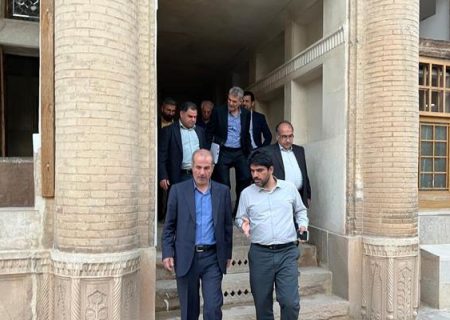 مرمت باغ ایلخانی شیراز الگوی فاخر کشوری است / رفع موانع قانونی در پروژه های سرمایه گذاری