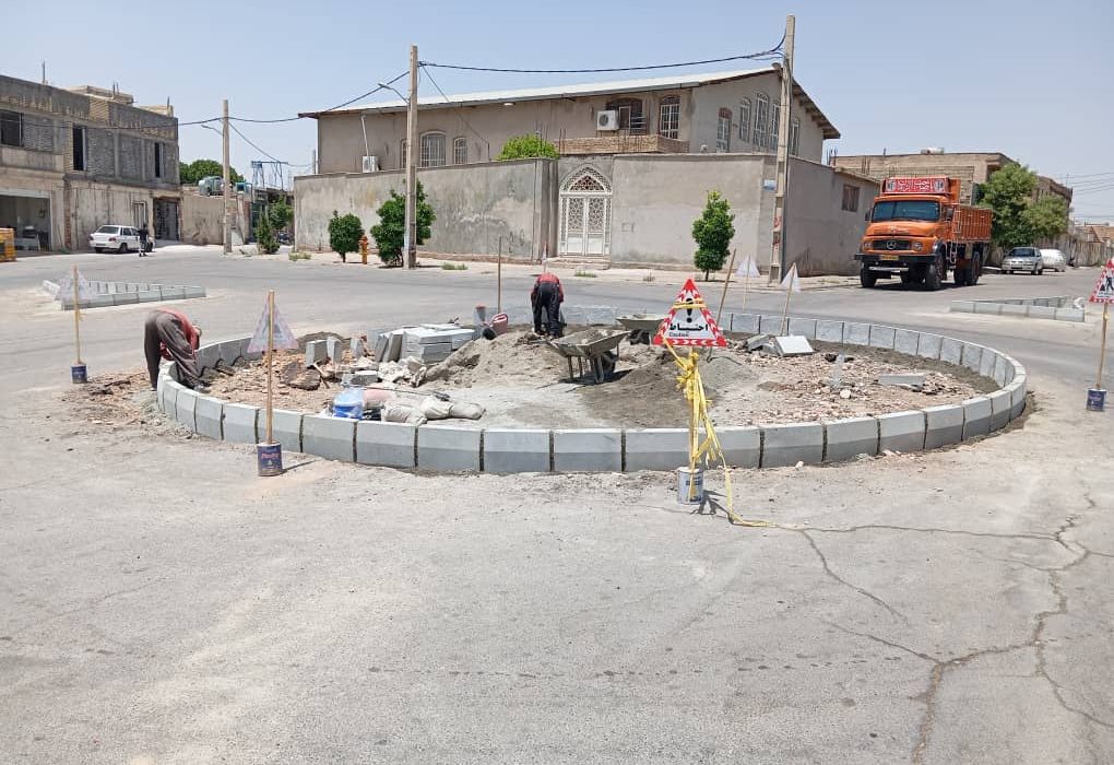اجرای طرح‌های هندسی جدید در معابر منطقه دو برای کاهش تصادفات و روان‌سازی ترافیک