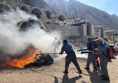 تمرین میدانی اطفای حریق در بوستان دراک با هدف افزایش تاب‌آوری شهری