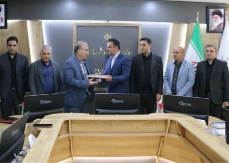 مراسم تکریم و معارفه معاون مسکن و ساختمان اداره‌کل راه و شهرسازی فارس برگزار شد