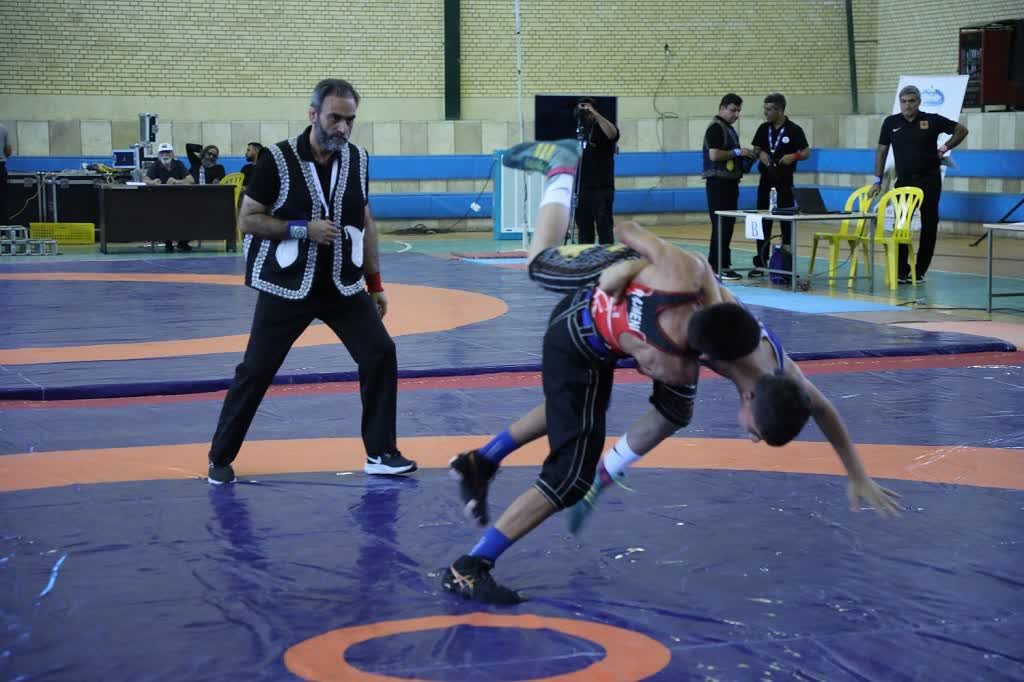 شیراز میزبان نوجوانان پهلوان ایران شد