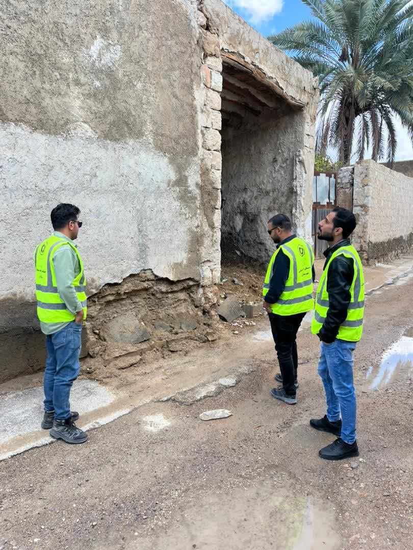 آغاز ارزیابی خسارات واحدهای مسکونی روستایی اوز پس از بارندگی‌های اخیر