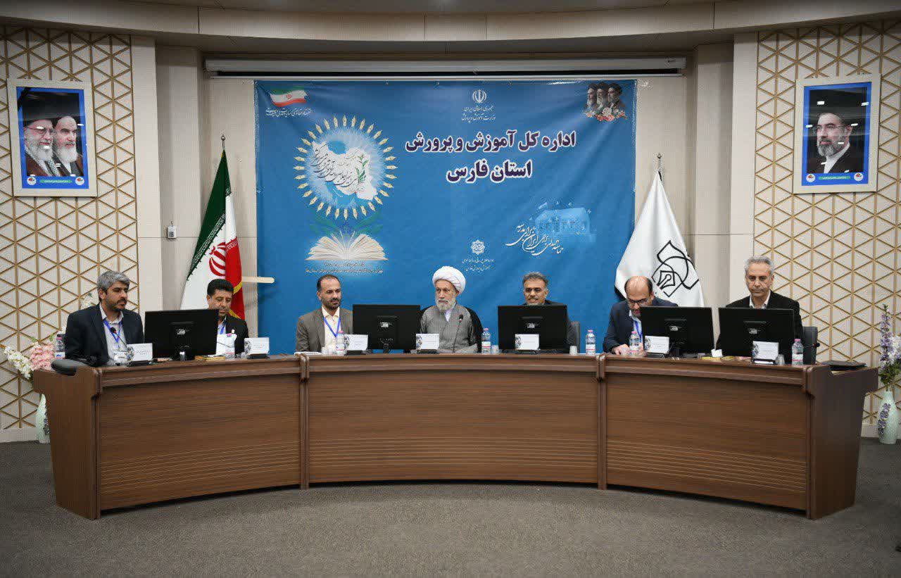 آیت اله دژکام: هدف آموزش و پرورش باید تربیت انسان باشد