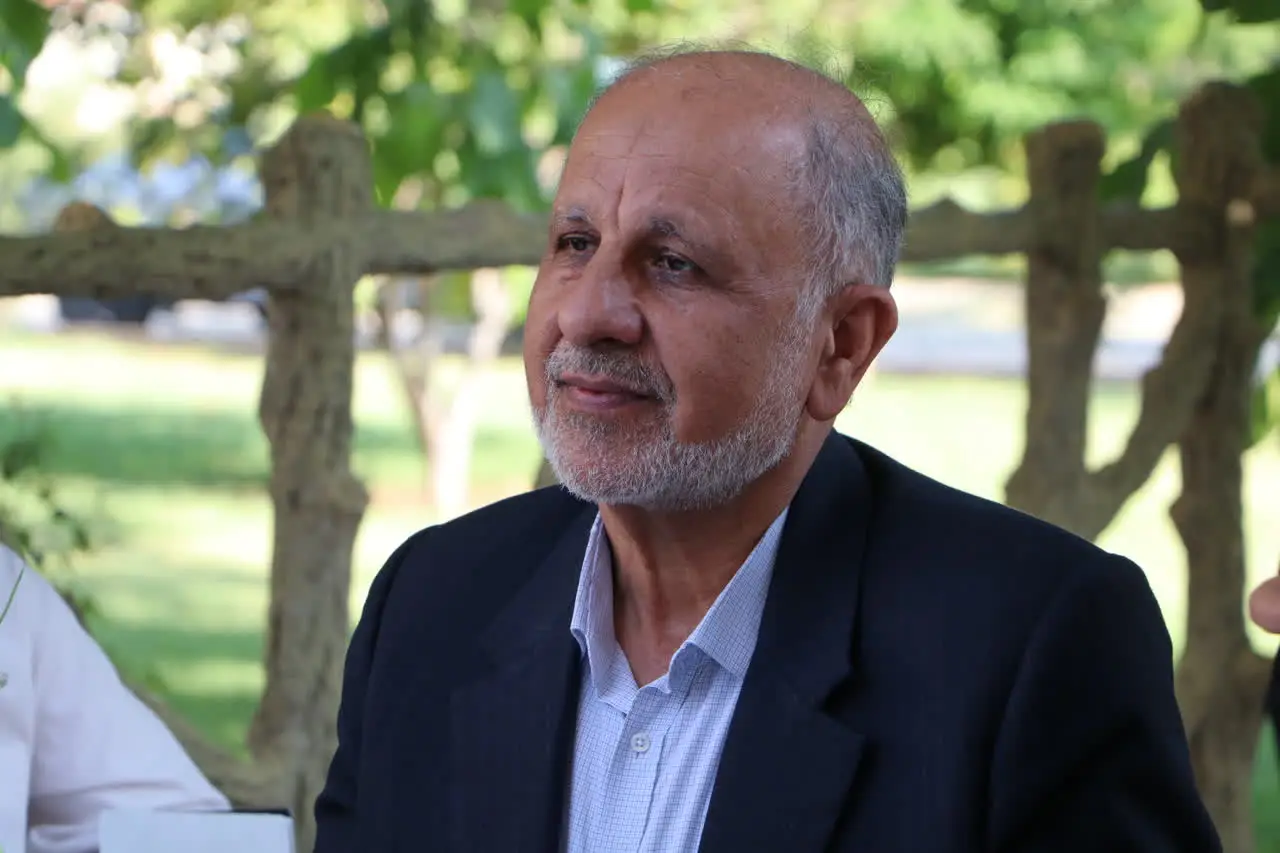 تمدید مهلت فراخوان جوایز انجمن نخبگان فارس؛ شناسایی ۱۲۰۰ نفر از دانش‌آموزان و دانشجویان نخبه استان