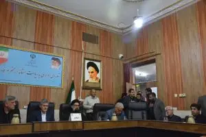 تسهیل مشکلات، رفع موانع و چالشهای واحدهای معدنی ، تولیدی و بنگاه های اقتصادی آباده