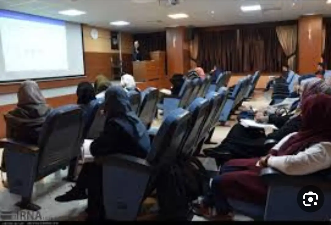 معاون بین الملل دانشگاه علوم پزشکی شیراز خبر داد: صدور بیش از ۵۵۰ فقره روادید تحصیلی و تمدید اقامت برای دانشجویان خارجی متقاضی تحصیل در یک سال گذشته