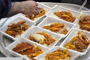 طبخ و توزیع ۳۰ هزار پرس غذا به شکرانه عید غدیر در سطح شهرستان‌های فارس