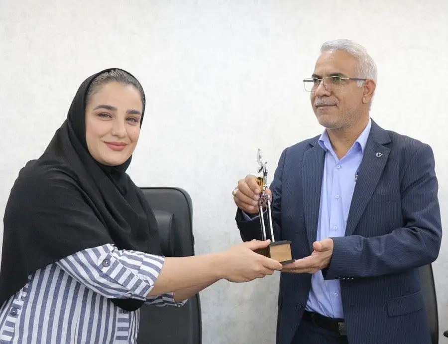 تجلیل بانک قرض الحسنه مهر ایران از ورزشکاران و افتخارآفرینان ملی فارس