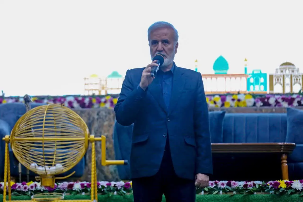 تاکید بر فرهنگ‌سازی و لزوم تفکیک زباله از مبدا و تلاش برای سرآمدی شیراز در عناوین محیط زیست و بازیافت در جهان