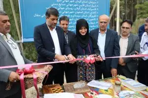 طرح مطالعاتی  نمایشگاه دائمی شهرها و روستاهای جهانی صنایع دستی ایران در پایگاه جهانی تخت جمشید رونمایی شد