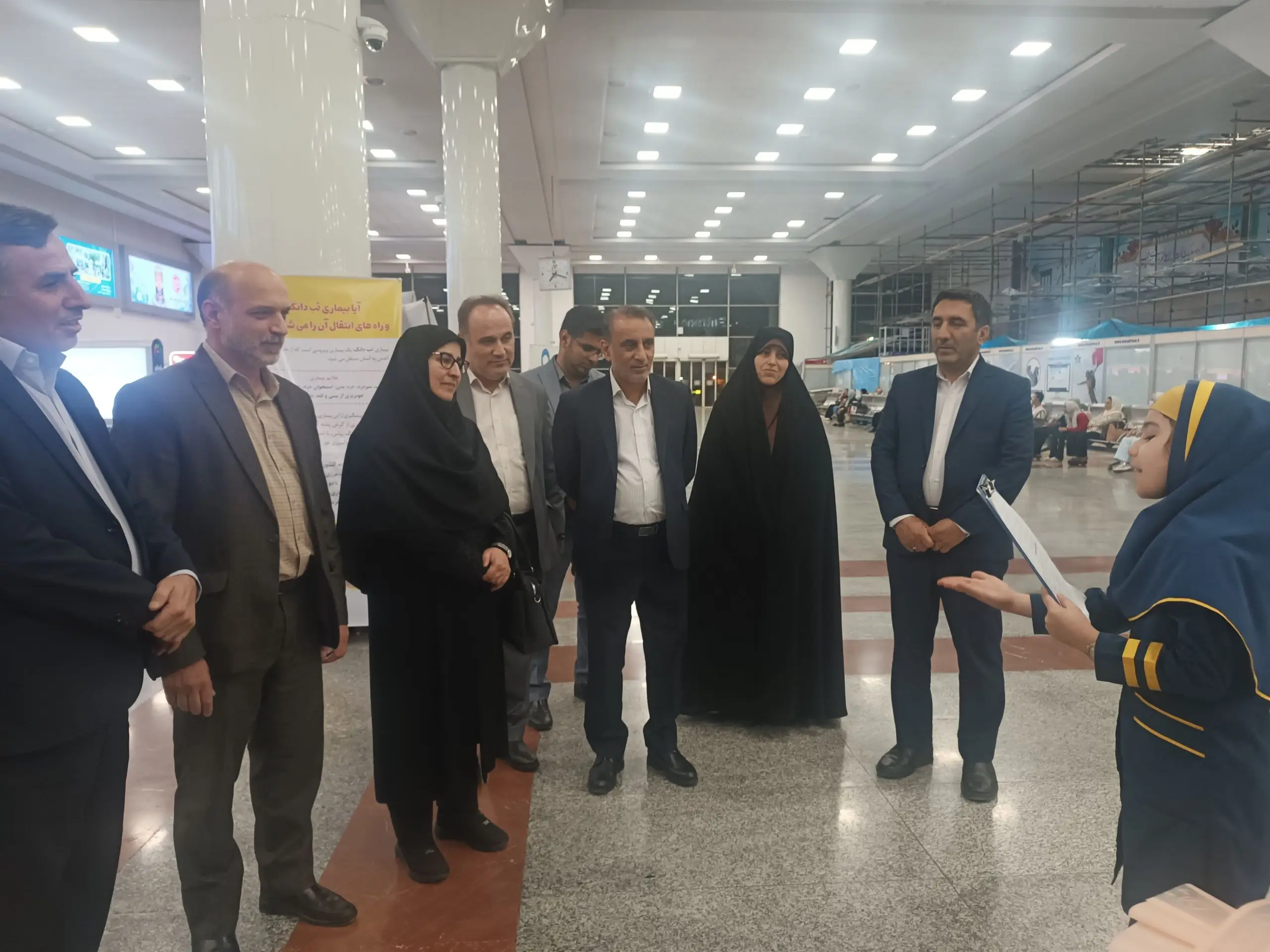 معاون آموزش ابتدایی وزارت اموزش و پرورش و سرپرست سازمان ملی تعلیم و تربیت کودک وارد شیراز شد