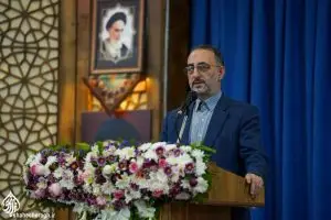 نگاه قرآنی به موضوعات مختلف جامعه، راه برون‌رفت از مشکلات جامعه بشری است