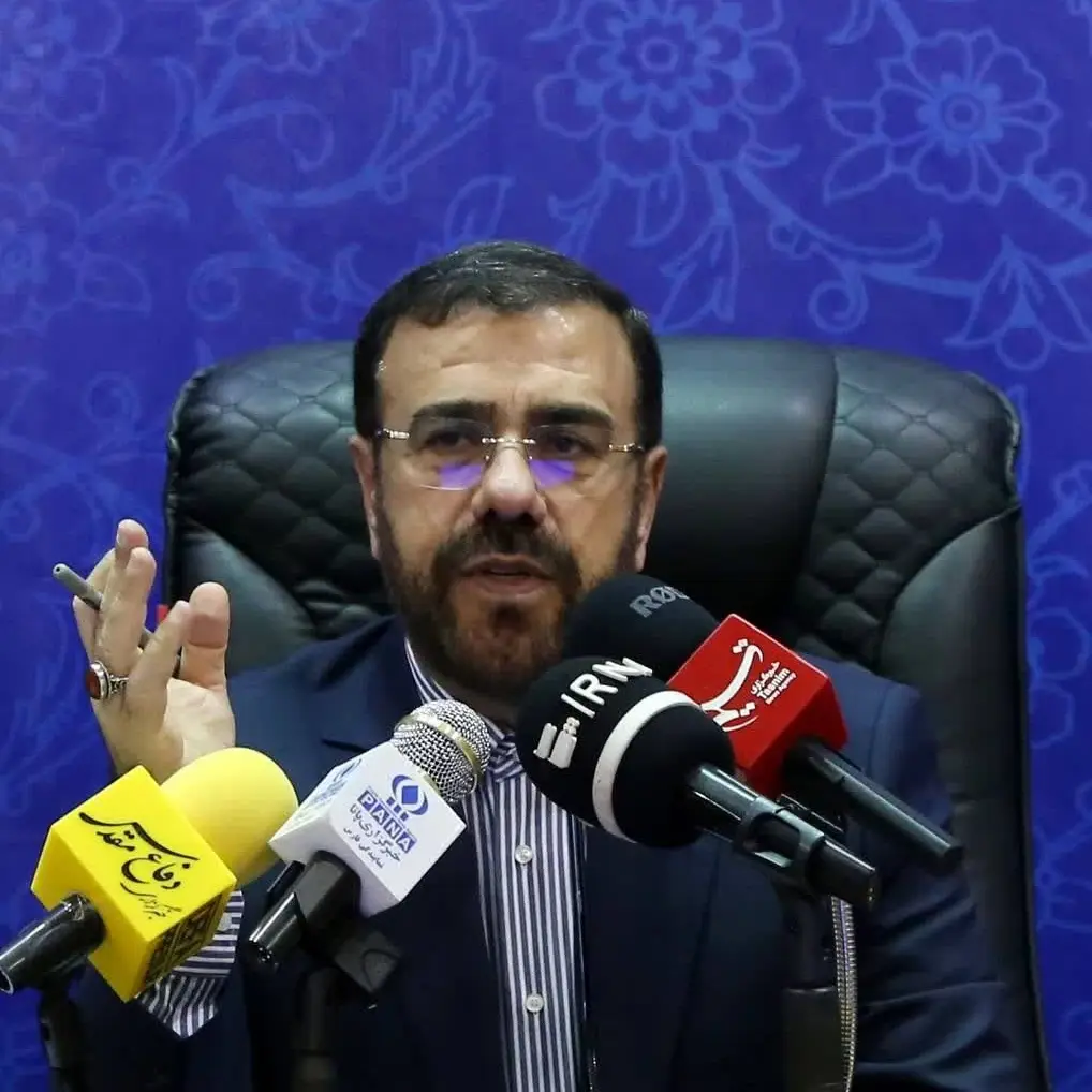 تأمین معیشت مردم در اولویت مدیریت بحران/ هشدار استاندار فارس درباره اخلال در توزیع کالاهای اساسی