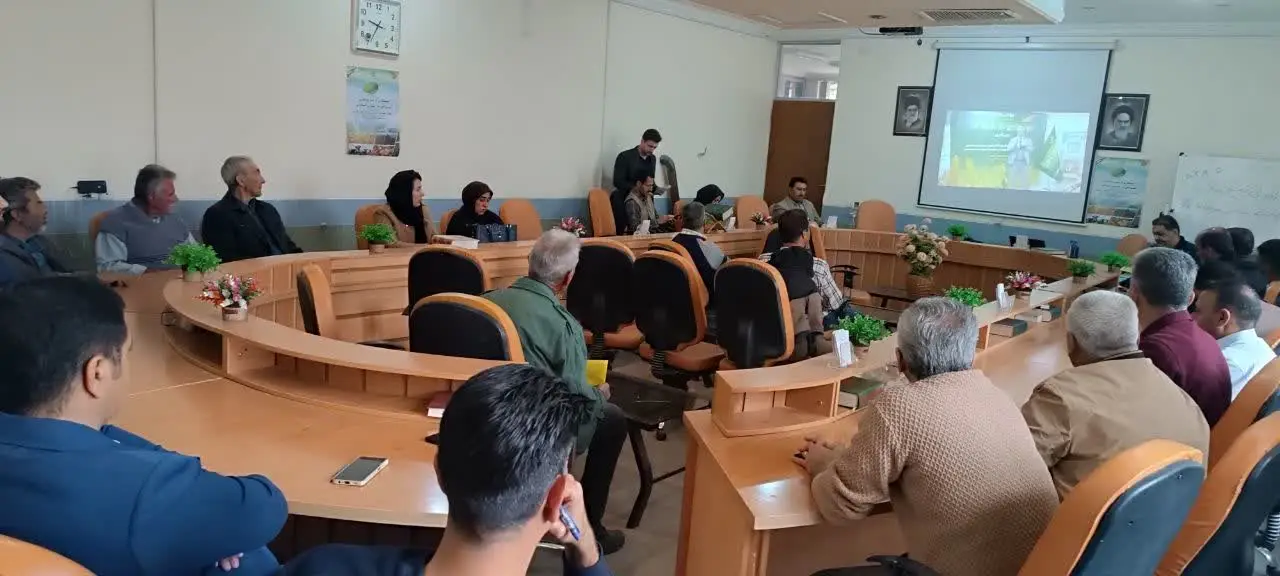 استفاده کمتر از کودهای شیمیایی و سموم، حفاظت از خاک یک مسوولیت اجتماعی