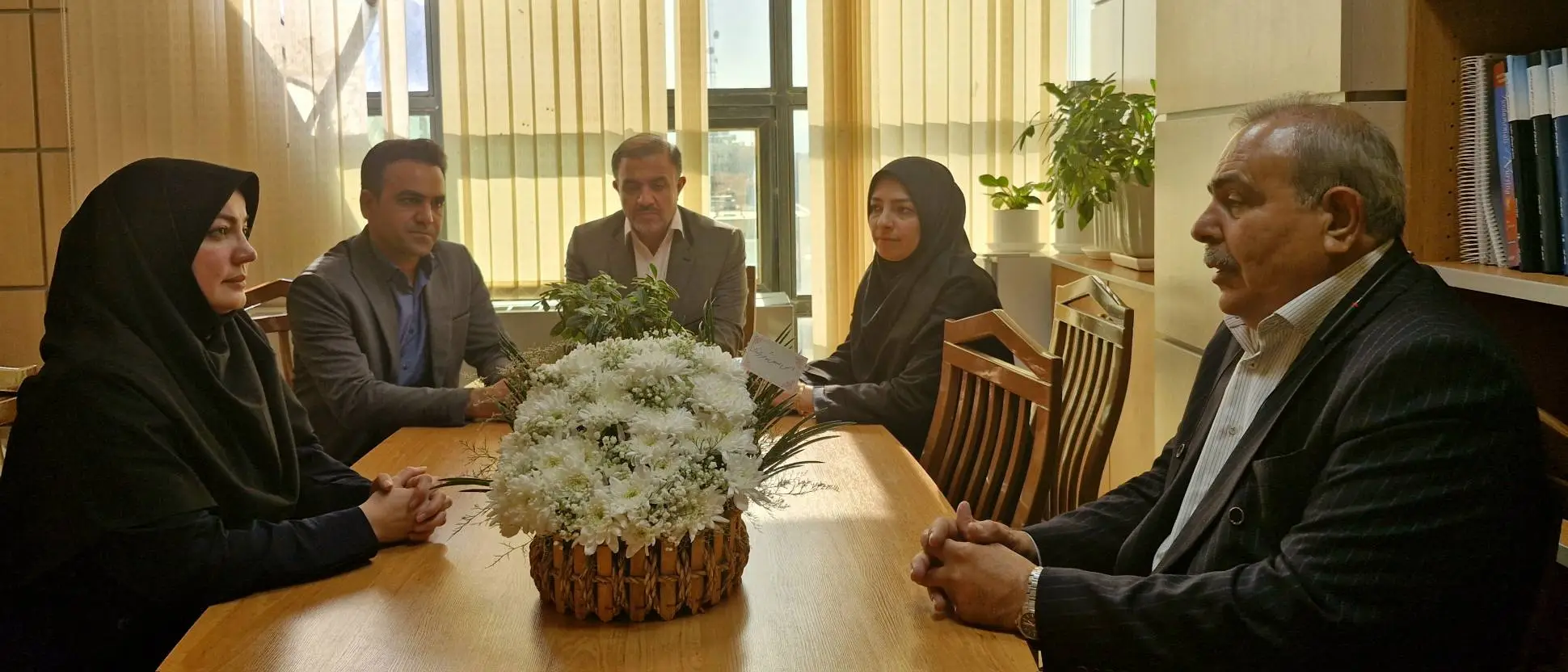 افزایش نظارت بر مراکز مراقبت های پرستاری در منزل/شهروندان تخلفات را به سامانه ۱۹۰ و ۱۸۱۹ گزارش دهند