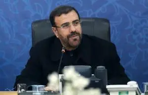 استاندار فارس: شعر، شکوه ادبیات ایران است و باید پاس داشته شود