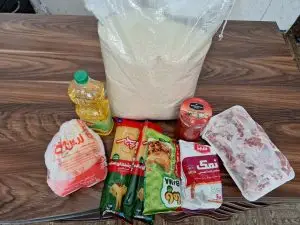 توزیع ۴۰ بسته معیشتی و برگزاری مسابقات فرهنگی و ورزشی در فارس