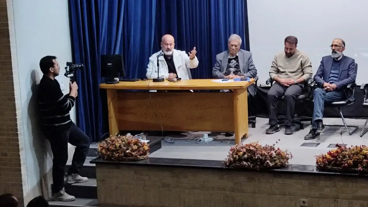 اکران و نقد  مستند «فاصله ۲۸۰» در روز هوای پاک در استان فارس