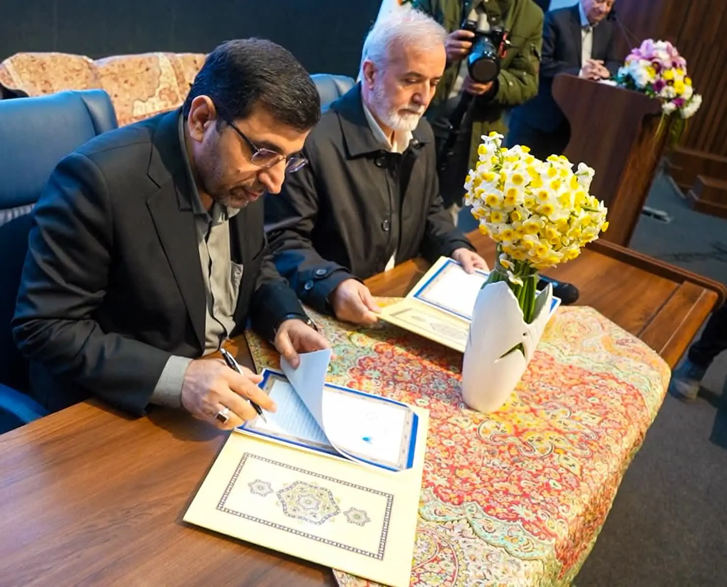 رونمایی از پروژه‌های فرهنگی “مرکز شهروندی و شیراز من” در شیراز