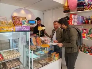 گشت مشترک ادارات کل استاندارد و صنعت معدن و تجارت  استان از شیرینی فروشی‌های شیراز