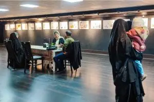 نمایشگاه حماسه‌ مقاومت؛ از غزه تا لبنان در گالری مهر و ماه افتتاح شد