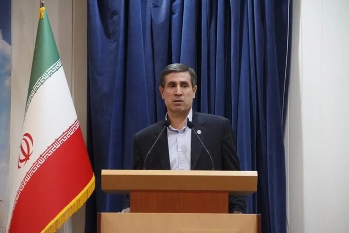 تمرکز بر تقویت ارتباطات مردمی و توسعه مشاوره کارگاهی و آموزش مخاطبین سازمانی