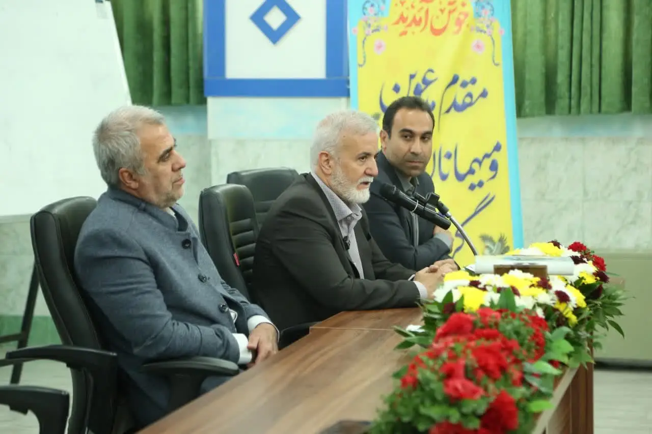 هیچ‌گونه خط‌کشی در پذیرایی از مسافران وجود ندارد/ شهرداری شیراز با تمام توان خود، عملیات منسجم و مدیریت واحد شهری را به نمایش گذاشته است