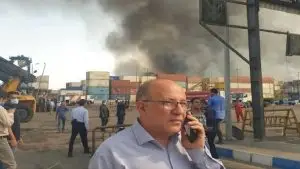 حضور میدانی مدیر مخابرات منطقه هرمزگان در منطقه بندر شهید رجائی جهت نظارت بر ارتباطات مخابراتی