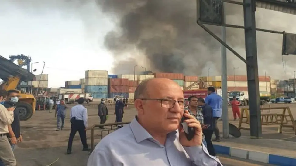 حضور میدانی مدیر مخابرات منطقه هرمزگان در منطقه بندر شهید رجائی جهت نظارت بر ارتباطات مخابراتی