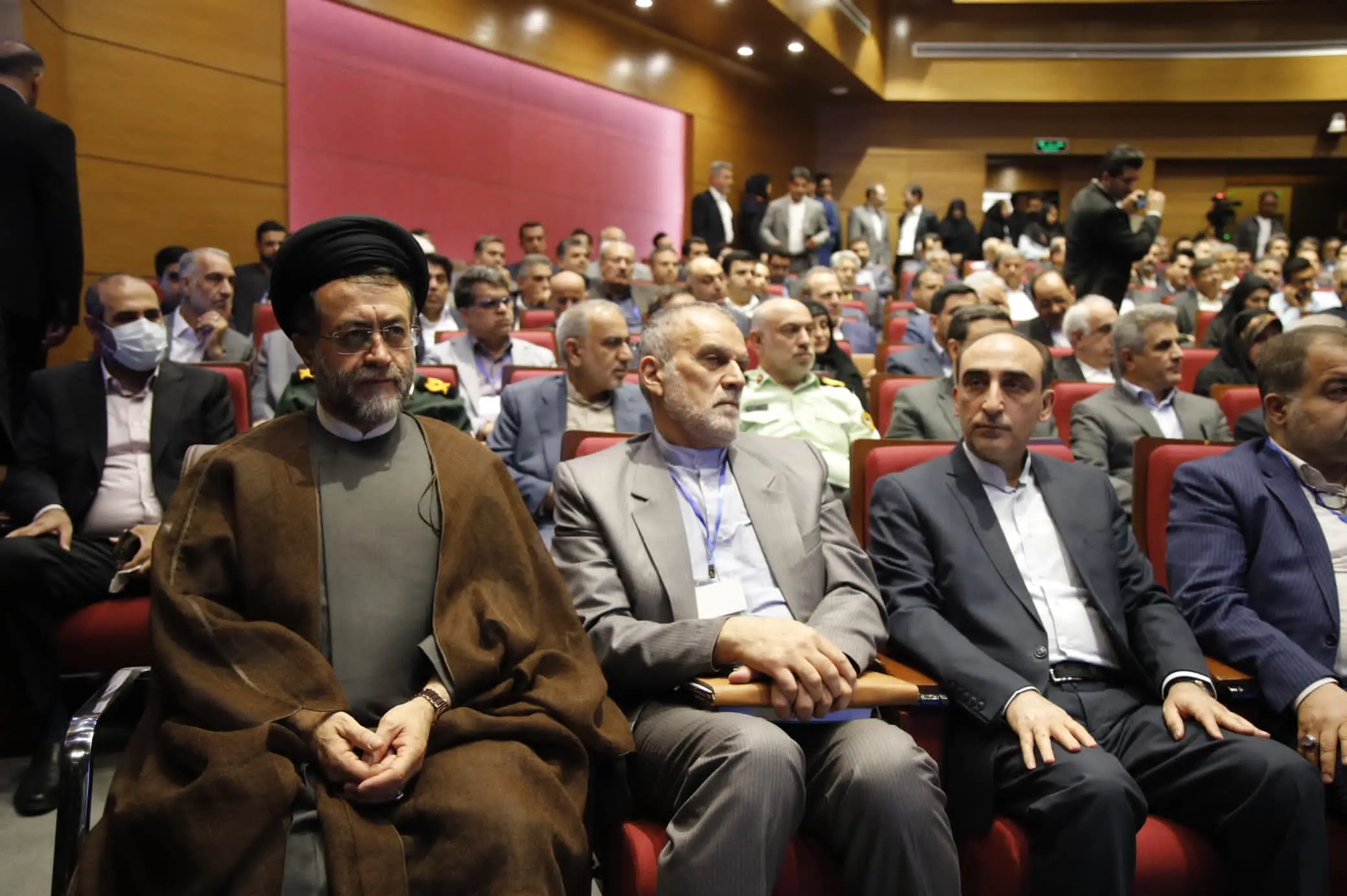 آغاز فصلی تازه در دیپلماسی اقتصادی؛ فارس محور تعامل با کشورهای همسایه