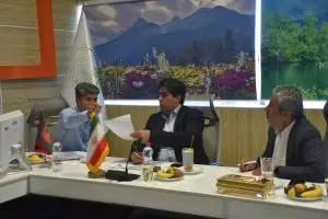 دستور ویژه مدیرکل صمت فارس برای رفع موانع تولید در بازدید از واحدهای صنعتی