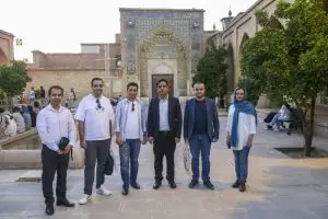 پرواز شیراز – ایروان در دست بررسی / پیشنهاد اجرای ارکستر ملی ارمنستان در تخت‌جمشید