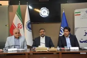 گفتمان صنعتی‌سازی باید به مطالبه عمومی تبدیل شود | بررسی و حل مشکلات ۵۰ واحد صنعتی فارس در میز خدمت شیراز