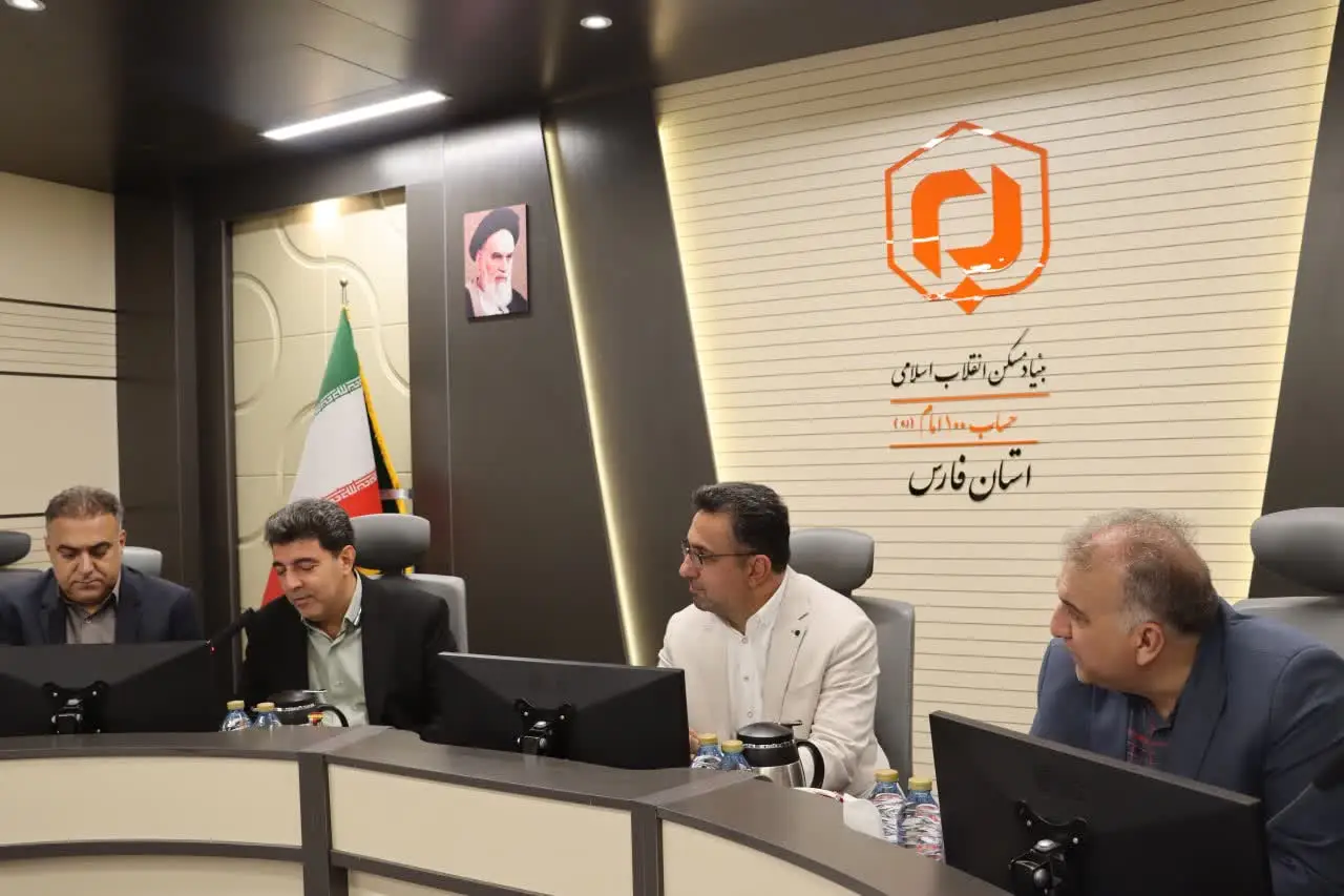 همکاری بنیاد مسکن و راه‌وشهرسازی فارس برای شتاب‌دهی به اجرای نهضت ملی مسکن