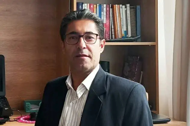 لغو قرارداد با پیمانکار طبخ و توزیع غذای دانشجویان دانشگاه